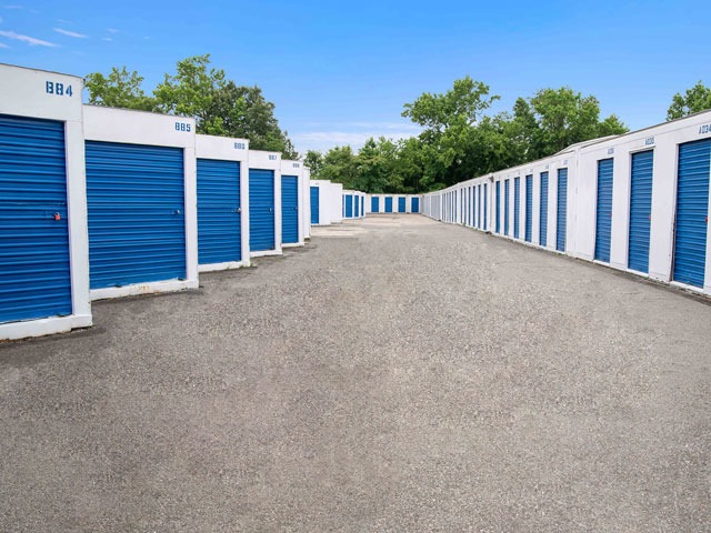 Store Space Self Storage - Photo 3